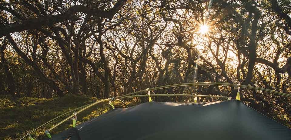 Zelt im Sonnenuntergang